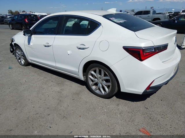 19UDE2F31KA013905 Acura Ilx Standard