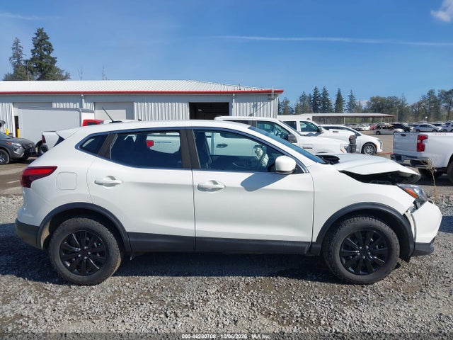 JN1BJ1CR2KW326164 Nissan Rogue Sport S