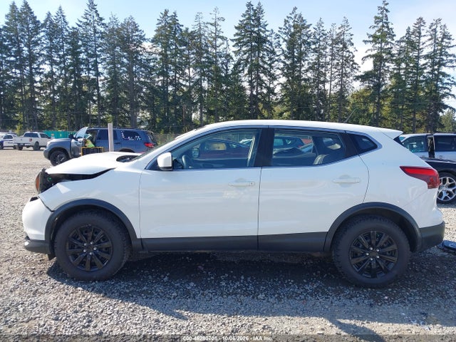 JN1BJ1CR2KW326164 Nissan Rogue Sport S