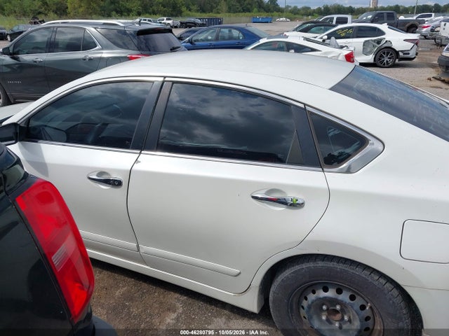 46280795 :رقم المزاد ، 1N4AL3AP4FN896555 vin ، 2015 Nissan Altima 2.5 S مزاد بيع
