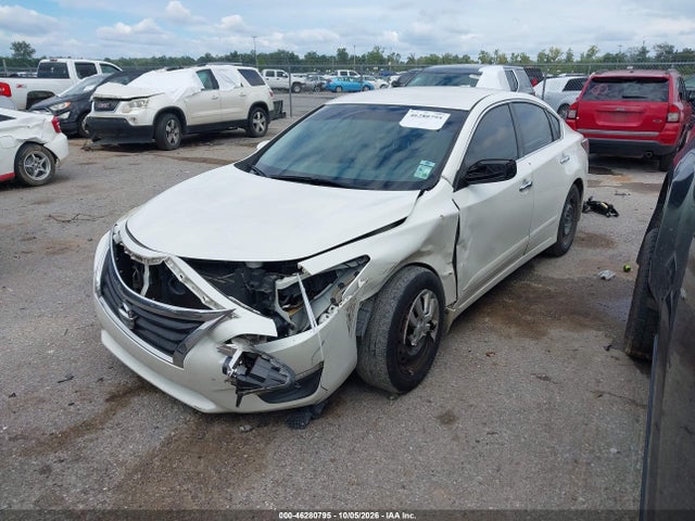 46280795 :رقم المزاد ، 1N4AL3AP4FN896555 vin ، 2015 Nissan Altima 2.5 S مزاد بيع