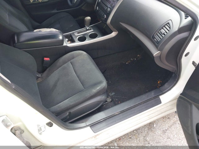 46280795 :رقم المزاد ، 1N4AL3AP4FN896555 vin ، 2015 Nissan Altima 2.5 S مزاد بيع