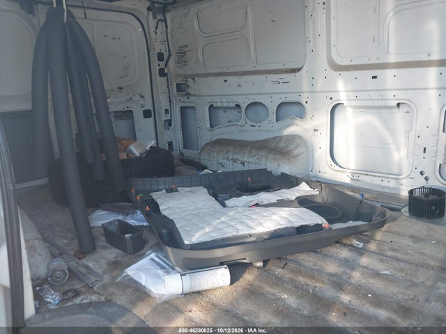 46280825 :رقم المزاد ، 1N6BF0KY8GN810321 vin ، 2016 Nissan Nv Cargo Nv2500 Hd S V6 مزاد بيع