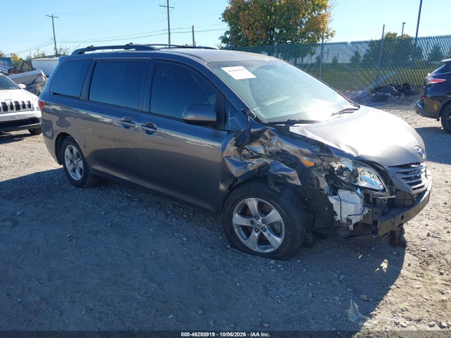 Aukcja sprzedaży 2017 Toyota Sienna Le 8 Passenger, vin: 5TDKZ3DC5HS838005, numer aukcji: 46280919