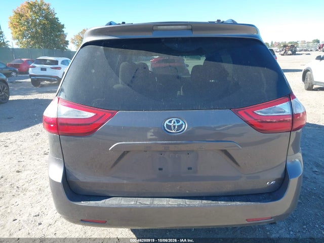 Aukcja sprzedaży 2017 Toyota Sienna Le 8 Passenger, vin: 5TDKZ3DC5HS838005, numer aukcji: 46280919