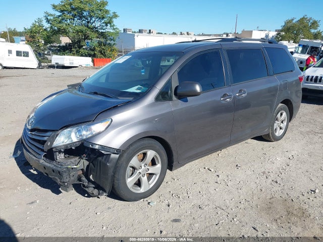 Aukcja sprzedaży 2017 Toyota Sienna Le 8 Passenger, vin: 5TDKZ3DC5HS838005, numer aukcji: 46280919