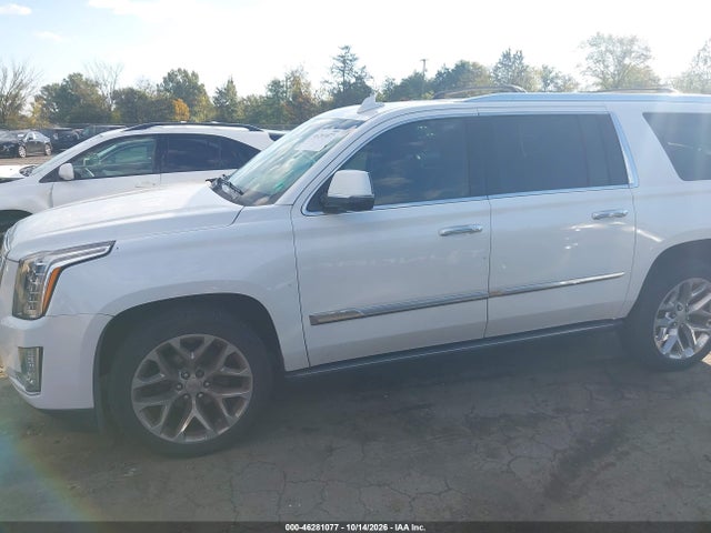 2016 Cadillac Escalade Esv Platinum მანქანა იყიდება აუქციონზე, vin: 1GYS4KKJ8GR189267, აუქციონის ნომერი: 46281077