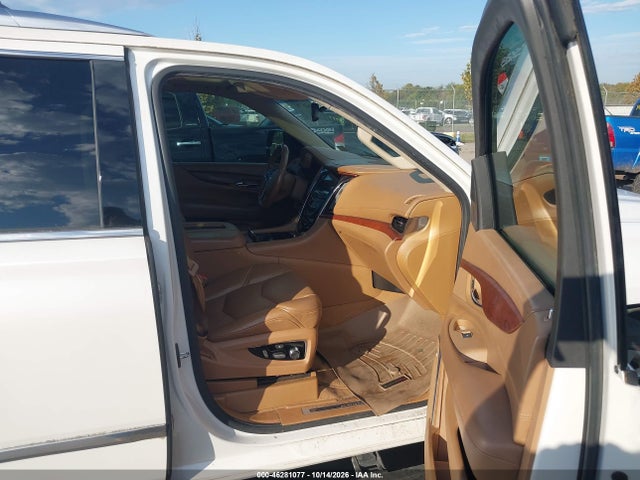 2016 Cadillac Escalade Esv Platinum მანქანა იყიდება აუქციონზე, vin: 1GYS4KKJ8GR189267, აუქციონის ნომერი: 46281077