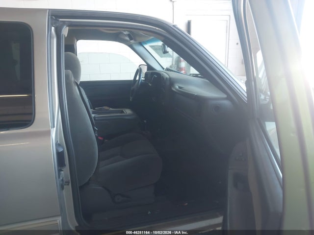 Продажа на аукционе авто 2003 Chevrolet Silverado 1500 Ls, vin: 2GCEK19T031136351, номер лота: 46281164