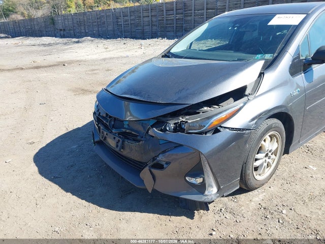 46281177 :رقم المزاد ، JTDKARFP8H3004841 vin ، 2017 Toyota Prius Prime Advanced مزاد بيع