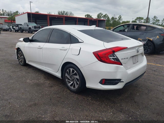 Продажа на аукционе авто 2018 Honda Civic Ex, vin: 19XFC2F75JE035708, номер лота: 46281228