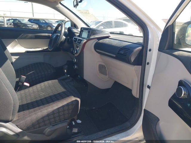 Продажа на аукционе авто 2014 Scion Iq, vin: JTNJJXB02EJ028807, номер лота: 46281259
