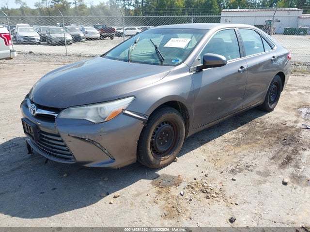 Toyota CAMRY LE 2017 4T1BF1FK7HU401308 Image 2