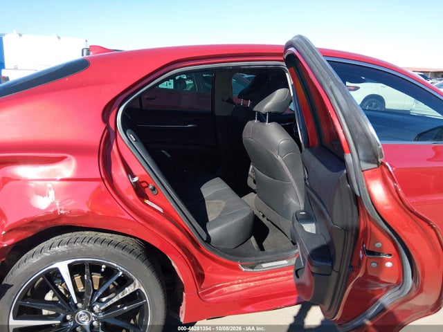 46281354 :رقم المزاد ، 4T1B61HKXKU219784 vin ، 2019 Toyota Camry Xse مزاد بيع