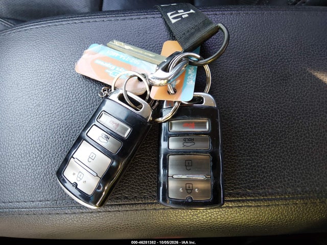 2014 Kia Cadenza Premium მანქანა იყიდება აუქციონზე, vin: KNALN4D71E5123066, აუქციონის ნომერი: 46281382