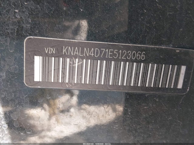 2014 Kia Cadenza Premium მანქანა იყიდება აუქციონზე, vin: KNALN4D71E5123066, აუქციონის ნომერი: 46281382