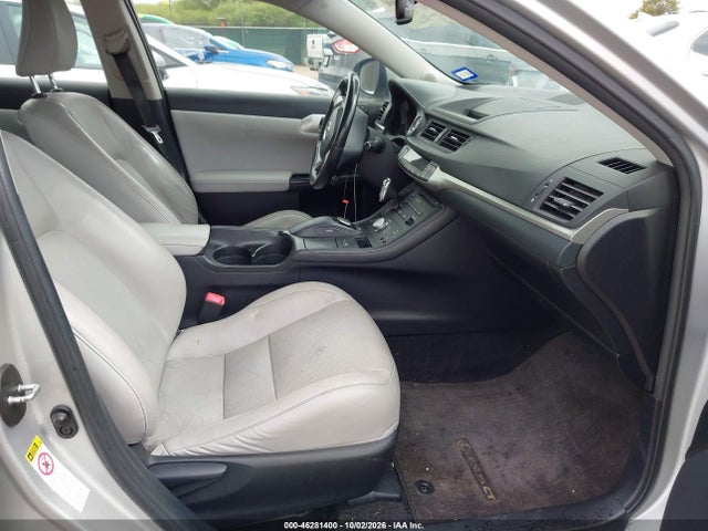46281400 :رقم المزاد ، JTHKD5BH9C2103678 vin ، 2012 Lexus Ct 200h Premium مزاد بيع