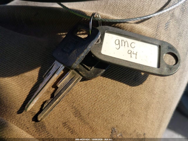 1994 Gmc Sierra C2500 მანქანა იყიდება აუქციონზე, vin: 1GTGC29N1RE508137, აუქციონის ნომერი: 46281424