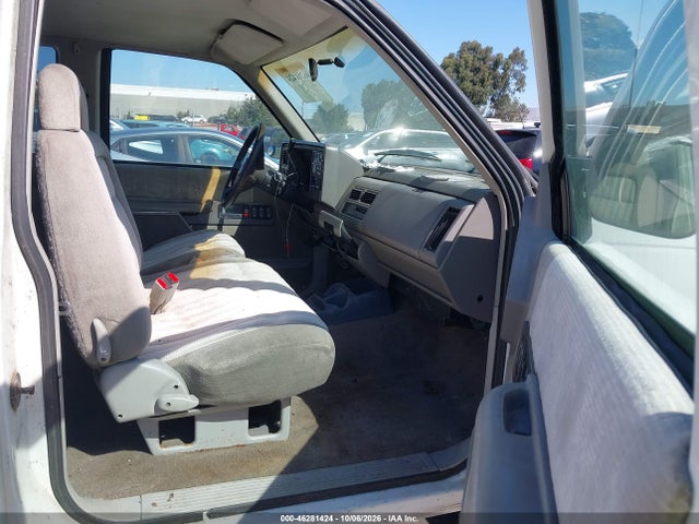 1994 Gmc Sierra C2500 მანქანა იყიდება აუქციონზე, vin: 1GTGC29N1RE508137, აუქციონის ნომერი: 46281424