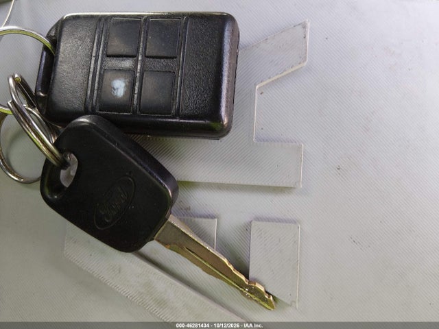 46281434 :رقم المزاد ، 1FMSU43F4YED08688 vin ، 2000 Ford Excursion Limited مزاد بيع