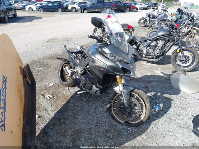 Продаж на аукціоні авто 2019 Ducati Multistrada 1260/1260 S/1260 S Dlair/1260 Pikes Peak, vin: ZDMAAEKW9KB005810, номер лоту: 46281451