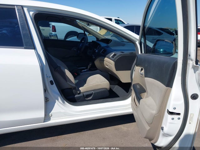 Продажа на аукционе авто 2013 Honda Civic Lx, vin: 2HGFB2F55DH522001, номер лота: 46281478