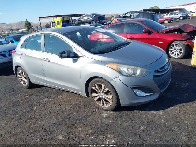2015 Hyundai Elantra Gt მანქანა იყიდება აუქციონზე, vin: KMHD35LH5FU242366, აუქციონის ნომერი: 46281581