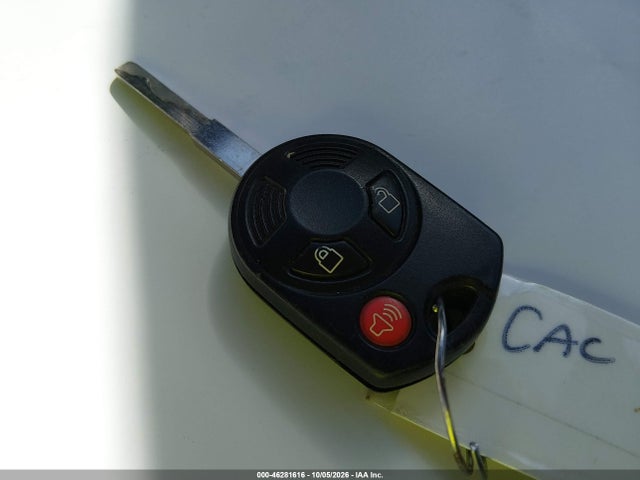 1FMCU9GX4FUA82921 Ford ESCAPE SE