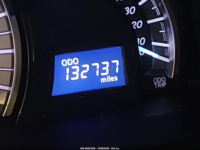 46281638 :رقم المزاد ، 4T1BF1FK1EU398451 vin ، 2014 Toyota Camry Se مزاد بيع