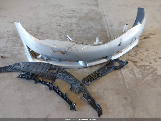 46281638 :رقم المزاد ، 4T1BF1FK1EU398451 vin ، 2014 Toyota Camry Se مزاد بيع