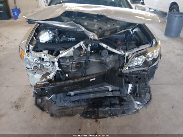 46281638 :رقم المزاد ، 4T1BF1FK1EU398451 vin ، 2014 Toyota Camry Se مزاد بيع