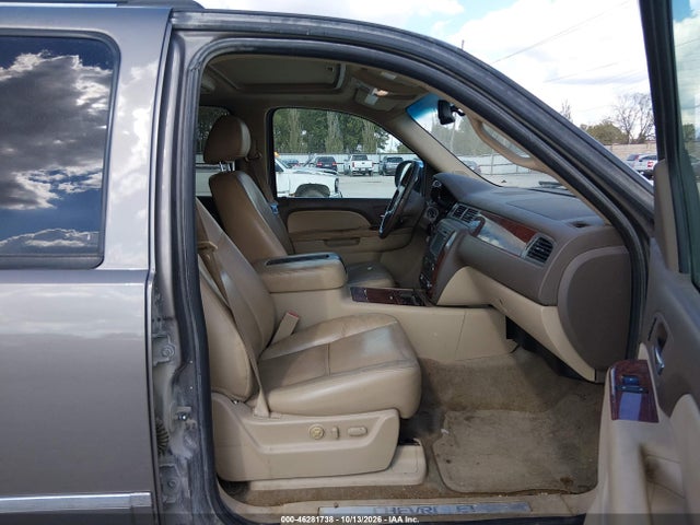 Продажа на аукционе авто 2012 Chevrolet Suburban 1500 Ltz, vin: 1GNSKKE79CR143427, номер лота: 46281738