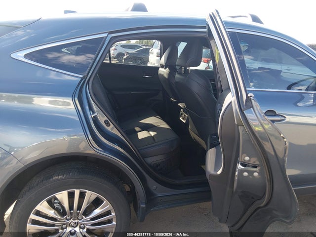 Toyota Venza Limited 2024 JTEAAAAH0RJ171653 Image 8