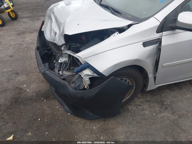 46281806 :رقم المزاد ، 2T1BURHE7FC301896 vin ، 2015 Toyota Corolla L مزاد بيع