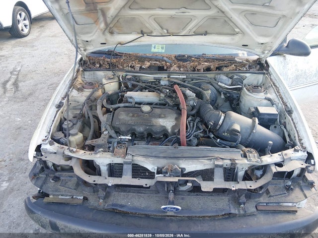 1998 Ford Escort Se მანქანა იყიდება აუქციონზე, vin: 1FAFP15P1WW243040, აუქციონის ნომერი: 46281839