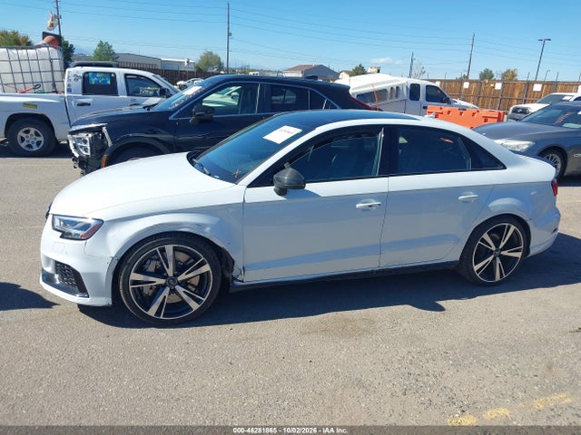 2018 Audi Rs 3 2.5t მანქანა იყიდება აუქციონზე, vin: WUABWGFF3J1904449, აუქციონის ნომერი: 46281865