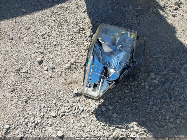 5TFHY5F17GX521405 Toyota Tundra Limited 5.7l V8