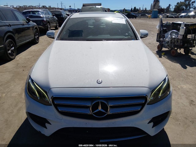 WDDZF4JB4HA157359 Mercedes-Benz E 300