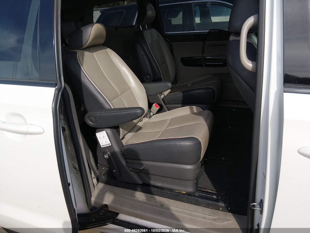 Продажа на аукционе авто 2015 Kia Sedona Sx, vin: KNDMC5C13F6032215, номер лота: 46282061