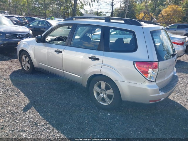 46282136 :رقم المزاد ، JF2SHABC6BG744163 vin ، 2011 Subaru Forester 2.5x مزاد بيع