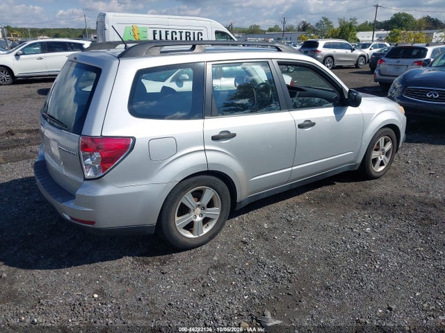 46282136 :رقم المزاد ، JF2SHABC6BG744163 vin ، 2011 Subaru Forester 2.5x مزاد بيع