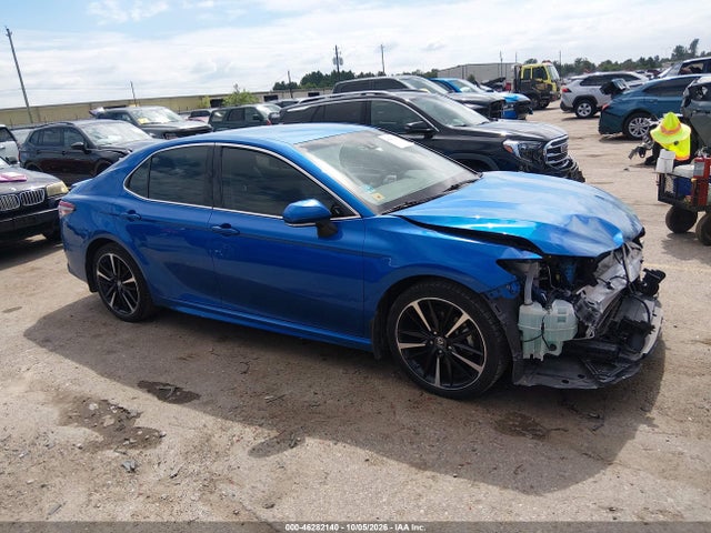 46282140 :رقم المزاد ، 4T1B61HK0JU119935 vin ، 2018 Toyota Camry Xse مزاد بيع