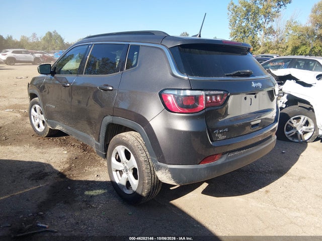Продаж на аукціоні авто 2018 Jeep Compass Latitude 4x4, vin: 3C4NJDBB0JT135430, номер лоту: 46282146