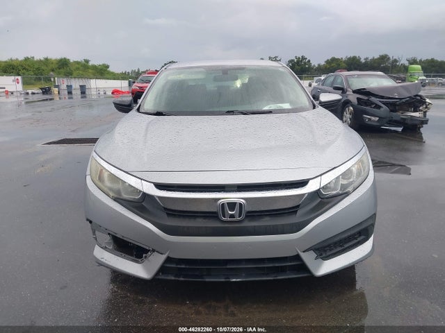 Продажа на аукционе авто 2018 Honda Civic Lx, vin: 19XFC2F55JE000410, номер лота: 46282260