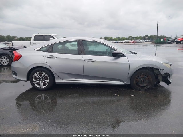 Продажа на аукционе авто 2018 Honda Civic Lx, vin: 19XFC2F55JE000410, номер лота: 46282260