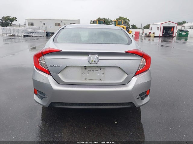 Продажа на аукционе авто 2018 Honda Civic Lx, vin: 19XFC2F55JE000410, номер лота: 46282260