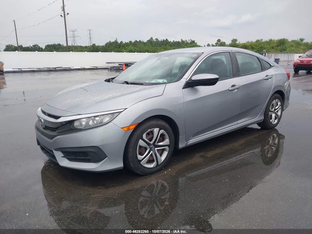 Продажа на аукционе авто 2018 Honda Civic Lx, vin: 19XFC2F55JE000410, номер лота: 46282260