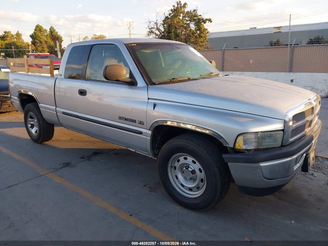 46282287 :رقم المزاد ، 3B7HC13YX1G773637 vin ، 2001 Dodge Ram 1500 St مزاد بيع