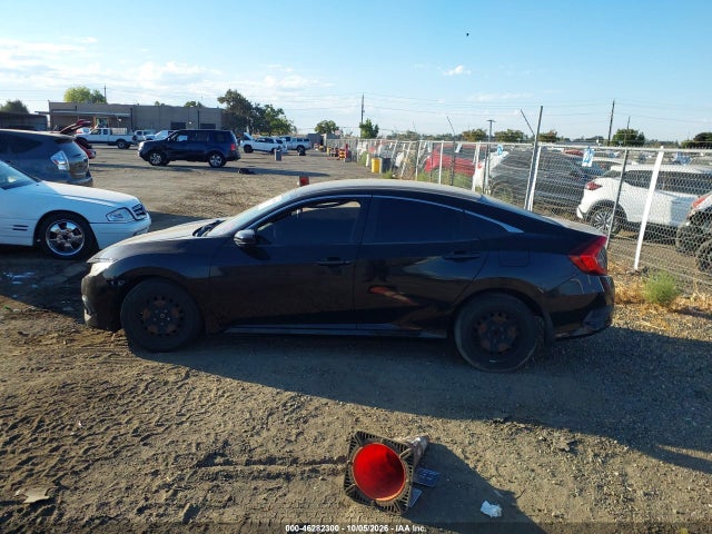 46282300 :رقم المزاد ، 2HGFC2F50HH520949 vin ، 2017 Honda Civic Lx مزاد بيع