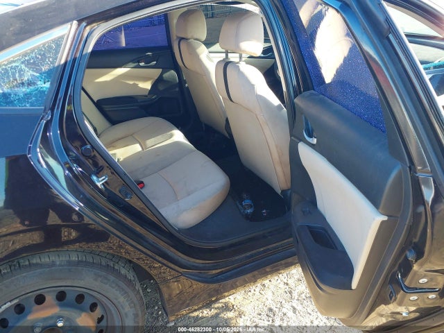 46282300 :رقم المزاد ، 2HGFC2F50HH520949 vin ، 2017 Honda Civic Lx مزاد بيع